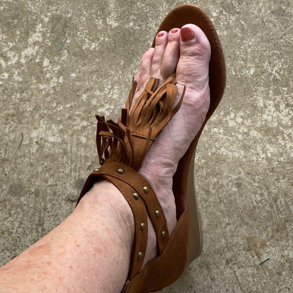 Brown suede sandal
